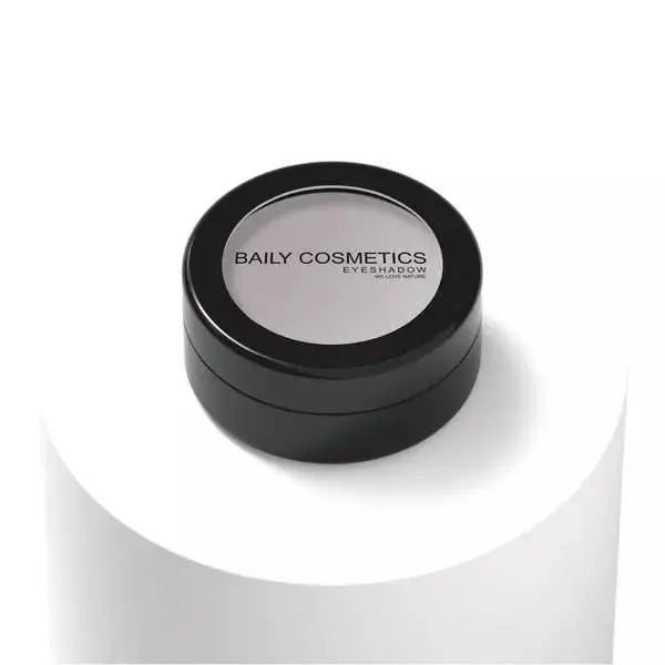 Baily Cosmetics Graphite Eyeshadow for a Sophisticated, Modern Eye Makeup Look